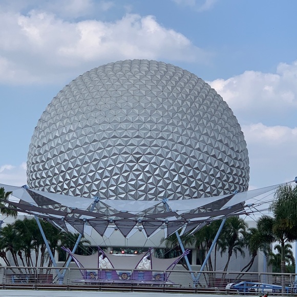 Meet your Posher - Picture 1 of 1